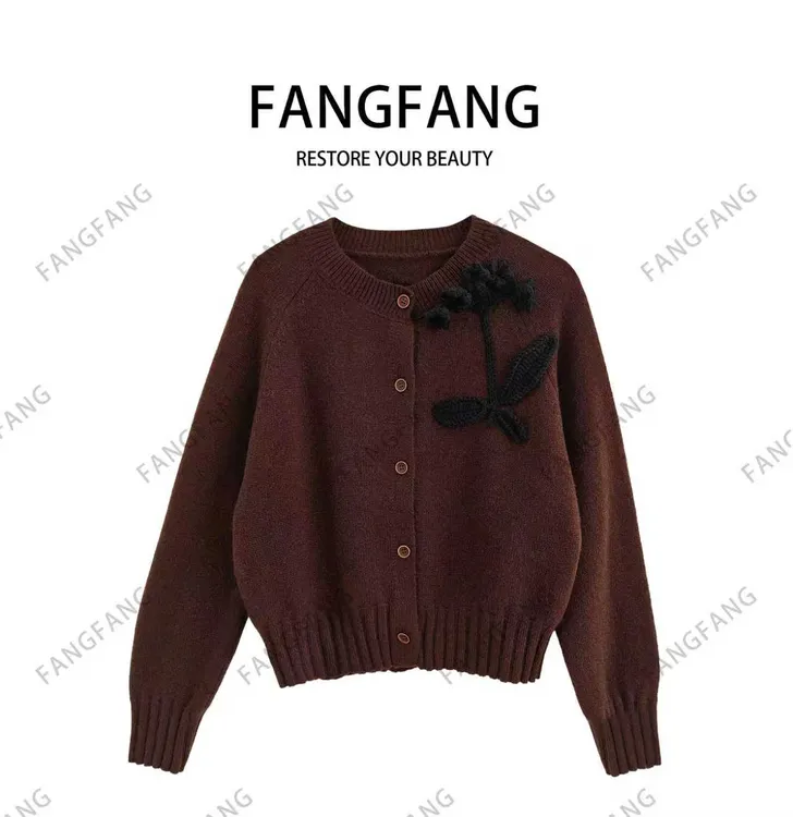 F.F圆领植物花卉宽松型衫洋气休闲长袖针织衫单排扣毛衣252118