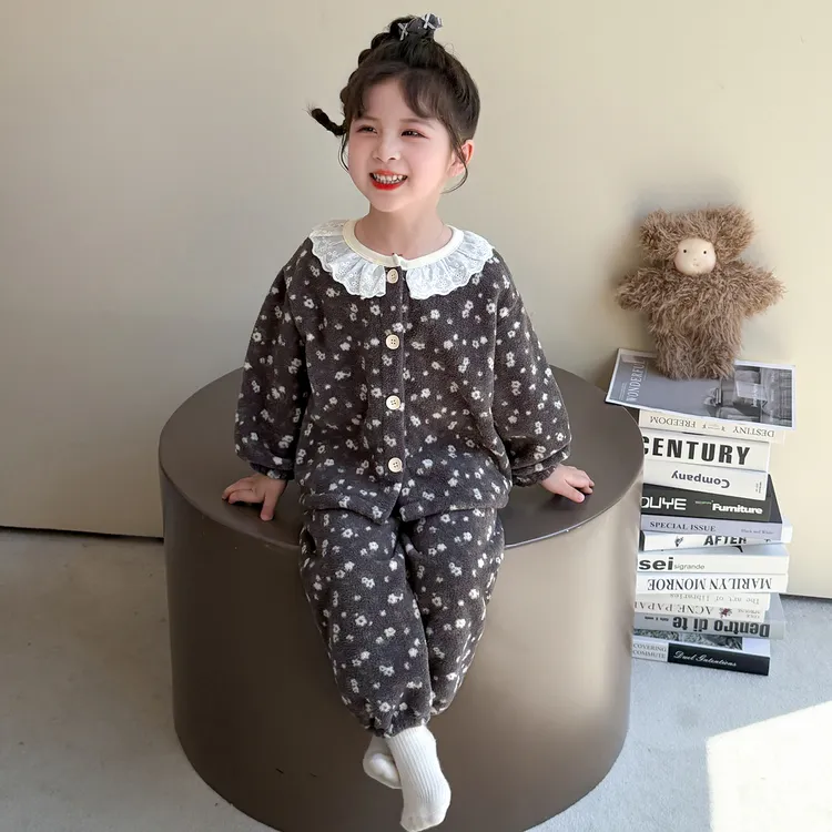 女童睡衣套装2025新款秋冬儿童法兰绒保暖家居服珊瑚绒宝宝两件套