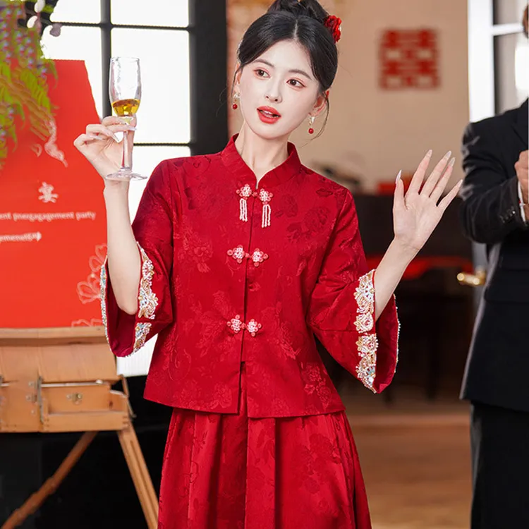 新中式立领盘扣唐装两件套2025秋季新款订婚服敬酒服女喜庆中国风
