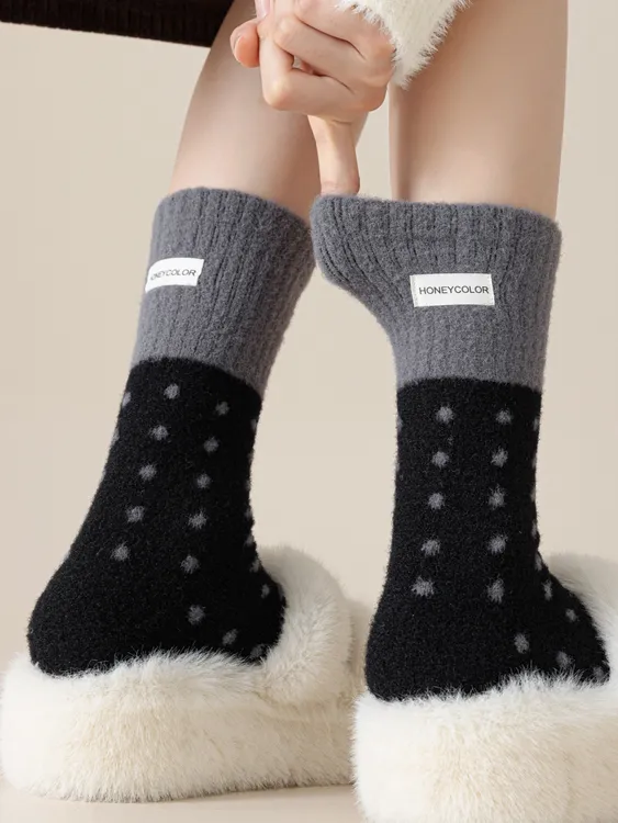 澳绒袜子女中筒袜秋冬加厚加绒保暖圆点拼色毛绒居家地板发热长袜