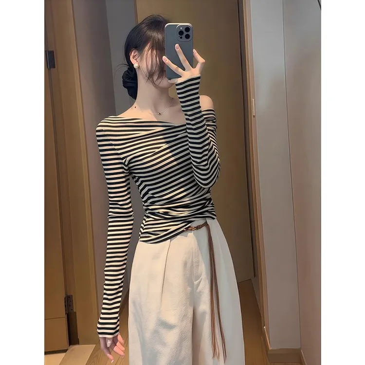 一字肩露肩条纹长袖t恤女2025年早秋小众不撞款显瘦漂亮掐腰上衣