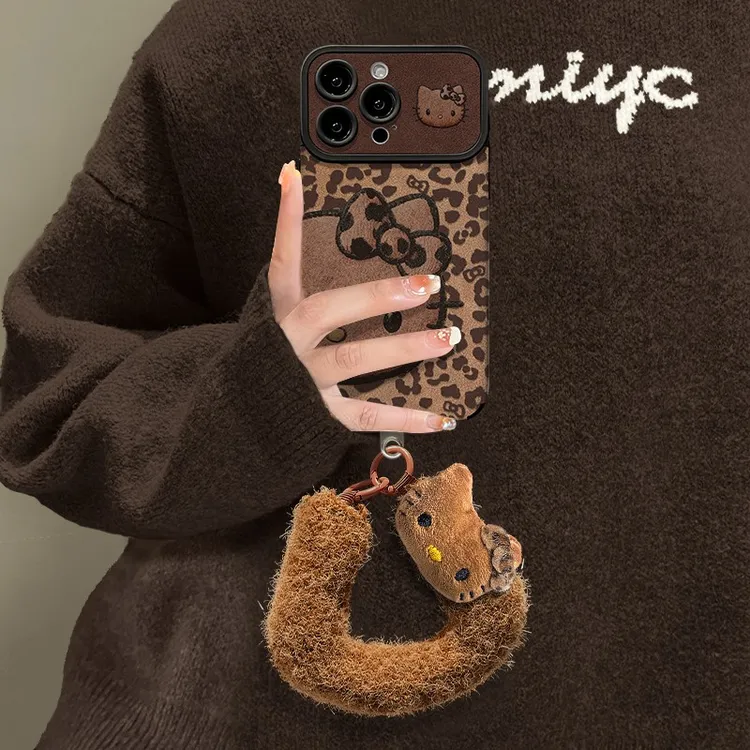 毛绒kt挂绳适用苹果17华为VIVO/OPPO小米iPhone16视窗贴皮手机壳