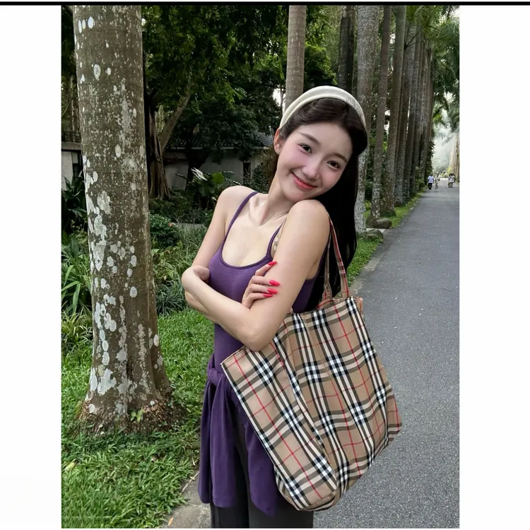 来财小马.芝士蜜桃/魅紫葡萄吊带开衫两件套显瘦长袖套装9946NO