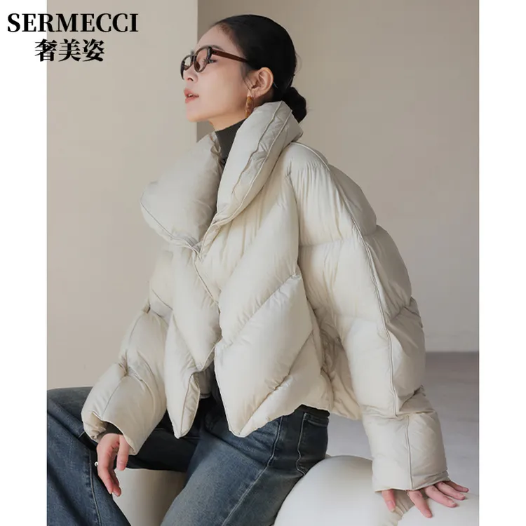 奢美姿品牌杏色设计感立领高级感羽绒服女2025冬季新款百搭外套