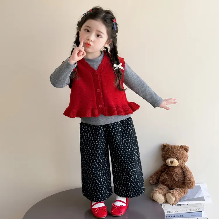 女童套装秋款2025新款小女孩毛衣马甲秋装儿童宝宝韩版春秋三件套