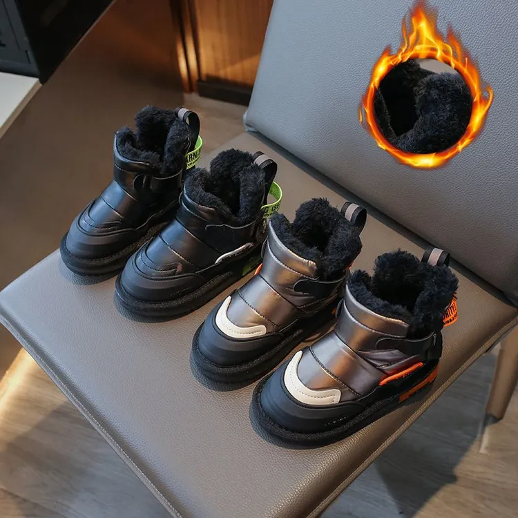儿童冬季新款韩版户外加绒防水皮短靴男童女童棉鞋