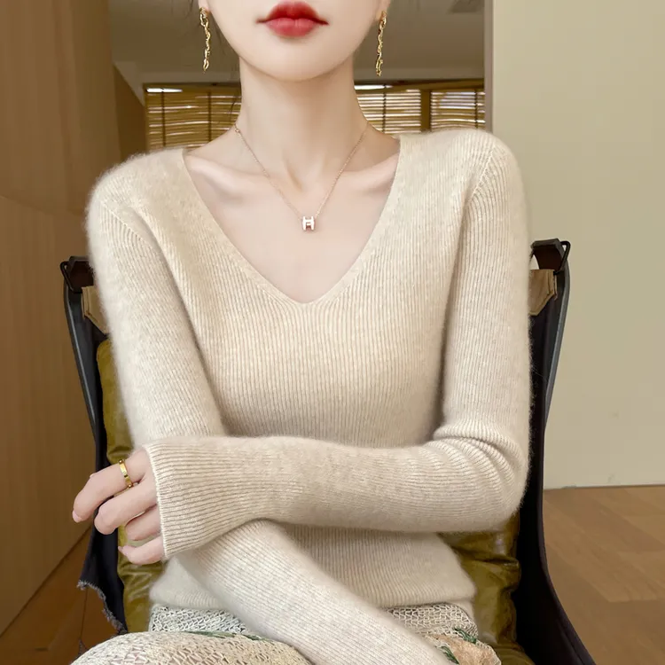 哥弟阿玛施正100%羊绒衫秋冬新款V领修身打底鸡心领百搭针织毛衣
