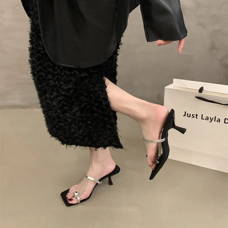 黑色厚底网红外穿百搭时尚新款夏季小凉拖鞋高跟明星同款鞋子露趾