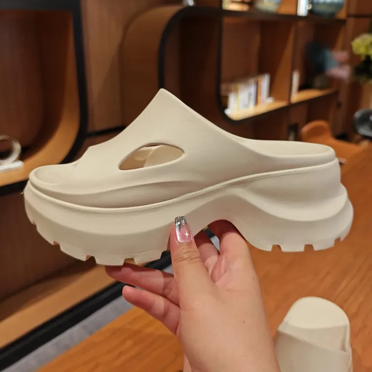 7CM厚底拖鞋女夏季时尚外穿2025新款防滑防臭增高休闲百搭不累脚