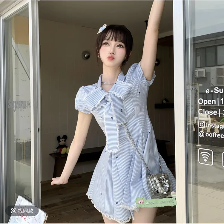 蝴蝶蓝调 织物猪原创 甜美风花边泡泡袖连衣裙女夏蝴蝶结减龄短裙