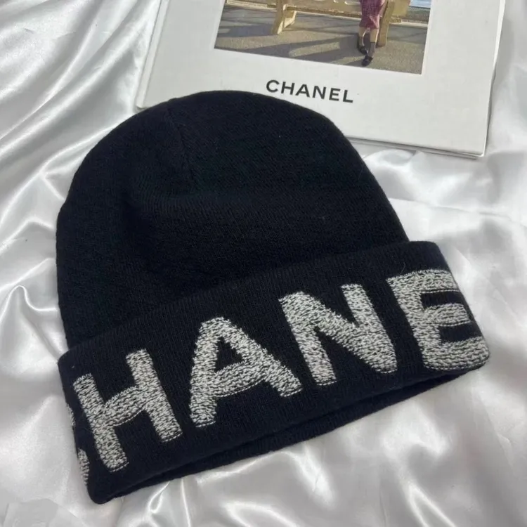 未使用 Chanel/香奈儿 汤/TP033652/字母LOGO针织 冷帽 黑色