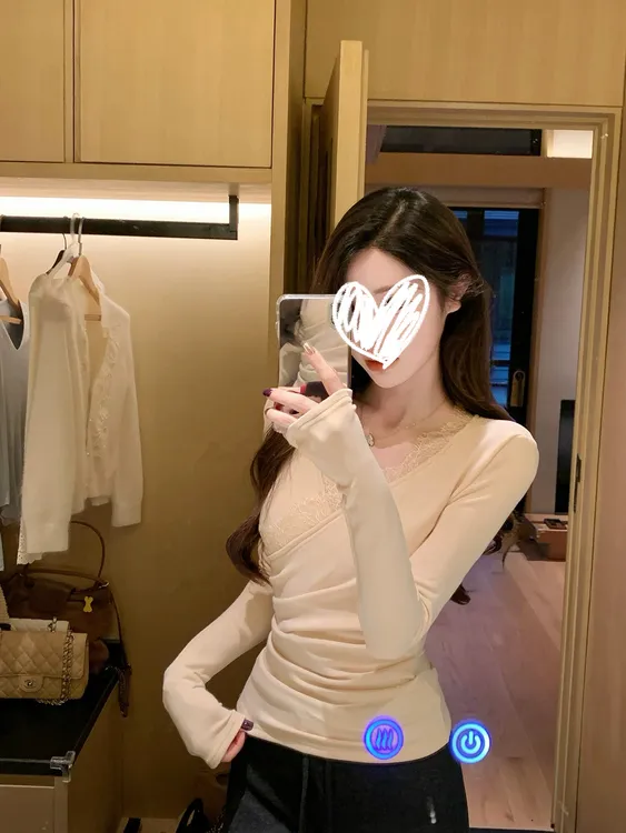 纯欲V领蕾丝花边长袖T恤女冬季加绒磨毛甜辣妹收腰显瘦内搭打底衫