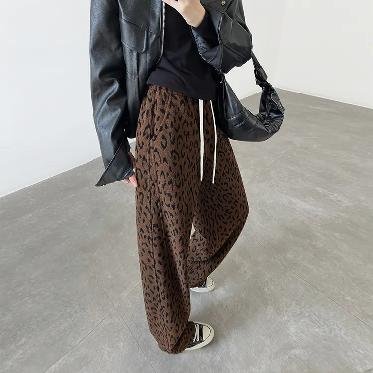 豹纹阔腿裤女秋冬2025新款高腰垂坠感宽松休闲直筒羊毛窄版弯刀裤