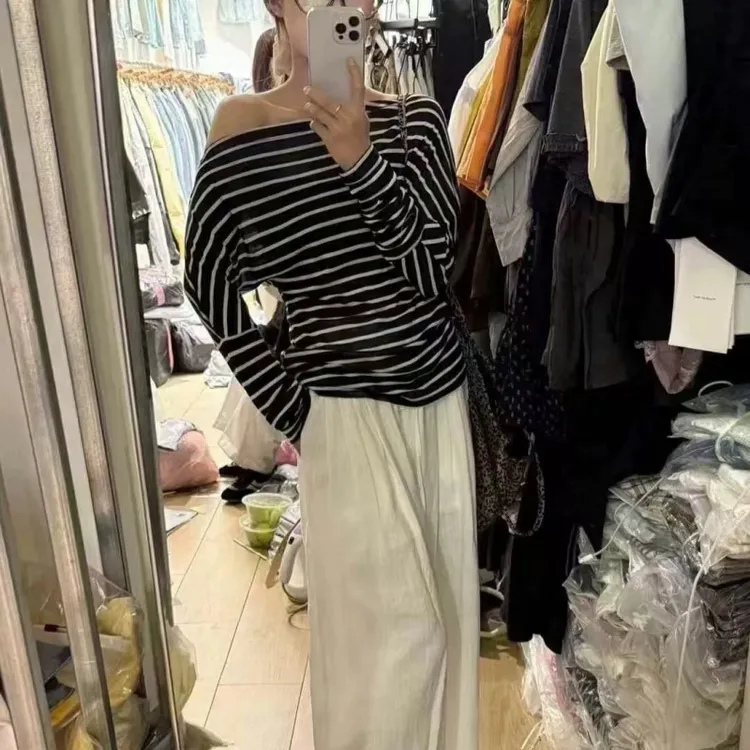 纯欲慵懒风一字肩条纹长袖t恤女2025秋装新款显瘦内搭打底衫上衣