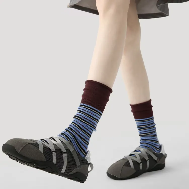 文艺复兴秋冬撞色条纹中筒袜子男女流光风复古时尚搭配纯棉堆堆袜