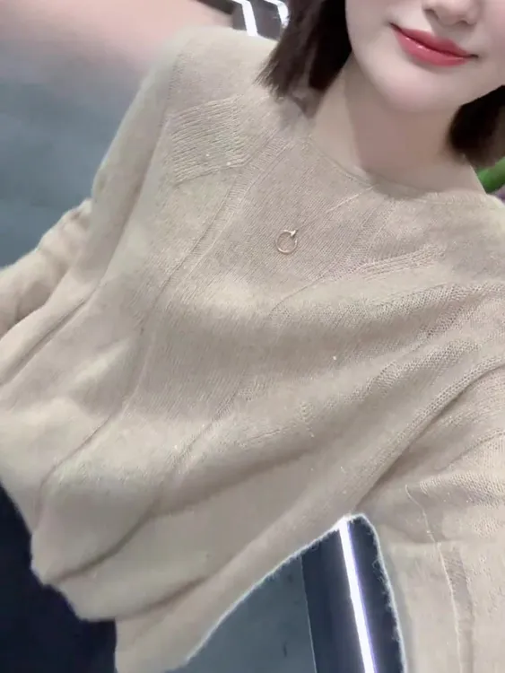 韩系圆领杏色软糯长袖针织衫2025秋季女装新款百搭巨舒适宽松上衣