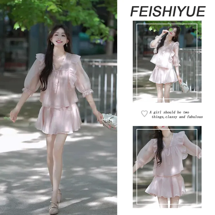 夏季温柔系穿搭女2025新款甜美减龄上衣气质休闲百搭短裙两件套