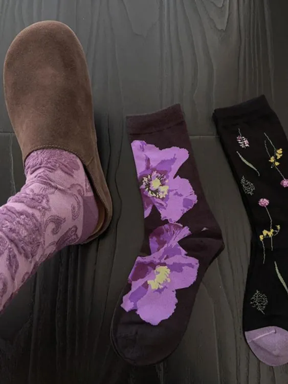 秋冬紫色系复古立体花纹中筒袜