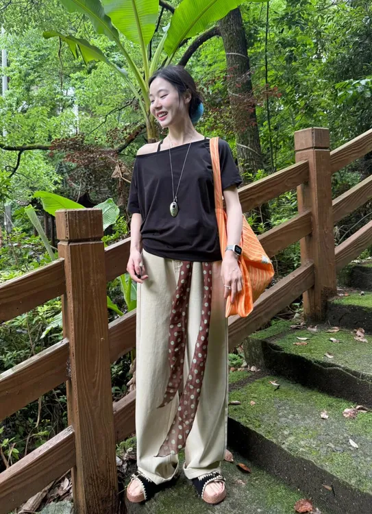 夏季新款小众女装斜肩宽松短袖设计感T恤高腰直筒休闲阔腿裤套装