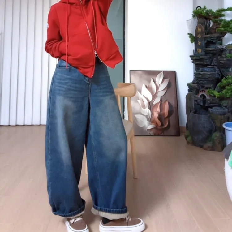 高端欧货秋冬新款复古时尚抓绒水洗牛仔裤宽松显瘦百搭弯刀阔腿裤