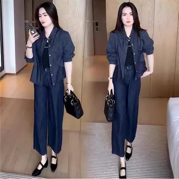 时尚牛仔套装女秋季新款洋气质显瘦翻领格子拼接外套阔腿裤两件套