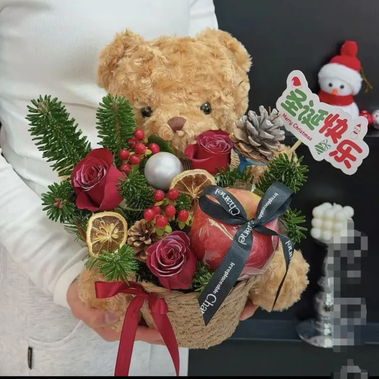 圣诞节平安夜礼盒花束玫瑰花同城速递配送鲜花生日平安夜礼物