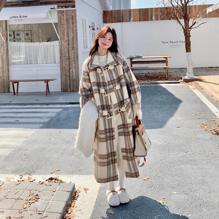 冬季温柔氛围感格纹毛呢外套女2025新款韩系宽松气质加厚呢子大衣