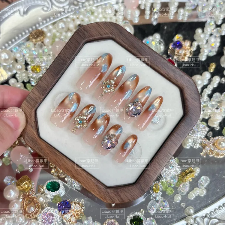 【琥珀舞会】轻奢显白纯手工冰透渐变纯欲四季流行10片装穿戴甲