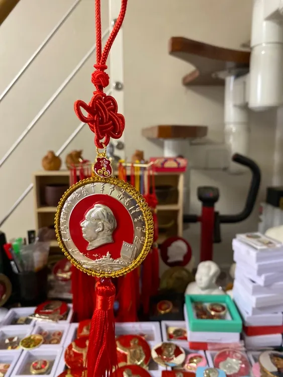 像章车挂，手工制作，红色怀旧，保真包老