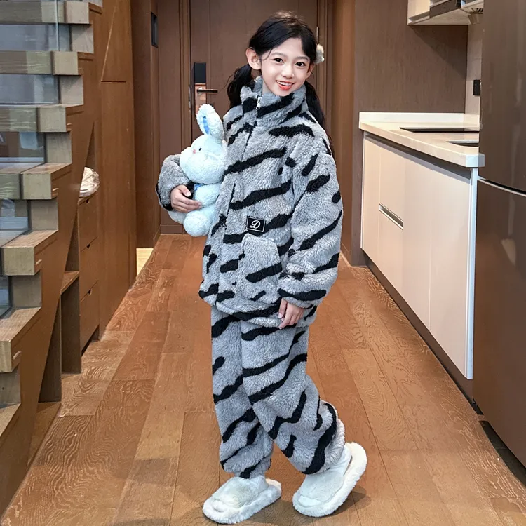女童睡衣儿童家居服秋冬装2025新款洋气6-12岁外套女孩条纹长裤潮