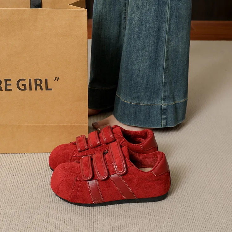 爆款小众厚底板鞋女冬季德训鞋2025超火新款内增高休闲运动面包鞋