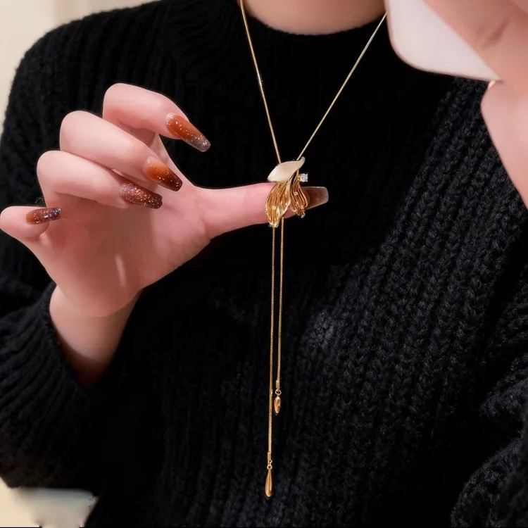 铜合金项链 精品/新款项链法式金色叶子蝴蝶流苏抽拉长款毛衣链女