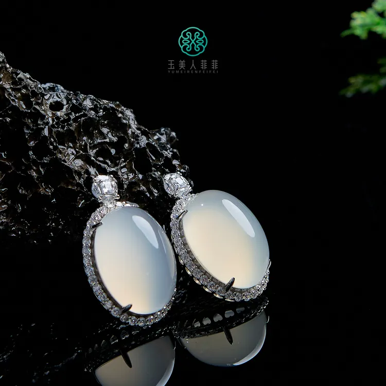 石惑珠宝-玛瑙蛋面吊坠约22*36mm-多样性发一