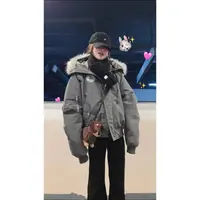 徐秋阳  灰调领空 可拆卸毛领 工装慵懒风连帽派克棉服13872