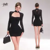 龙牙童推荐【复古微醺】赫本风长袖蕾丝连衣裙显瘦气质辣妹修身挂脖