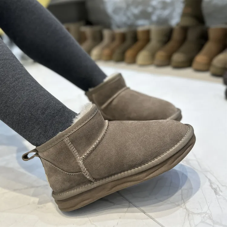 正品考拉小熊女冬季雪地棉靴女周冬雨同款高订真皮羊毛加厚绒短靴