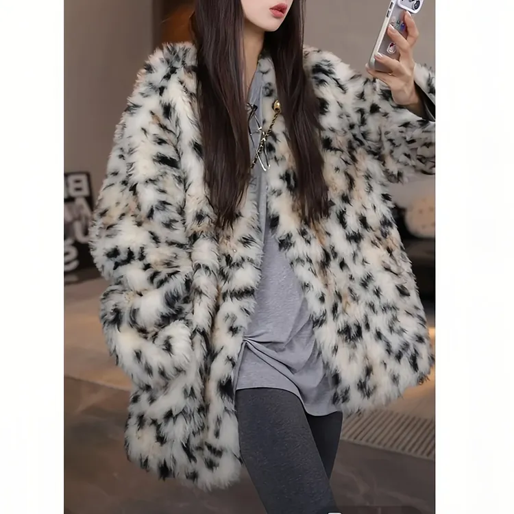 2025冬季简约风设计感长袖棉服女潮流小众洋气慵懒风显瘦拼色衣服