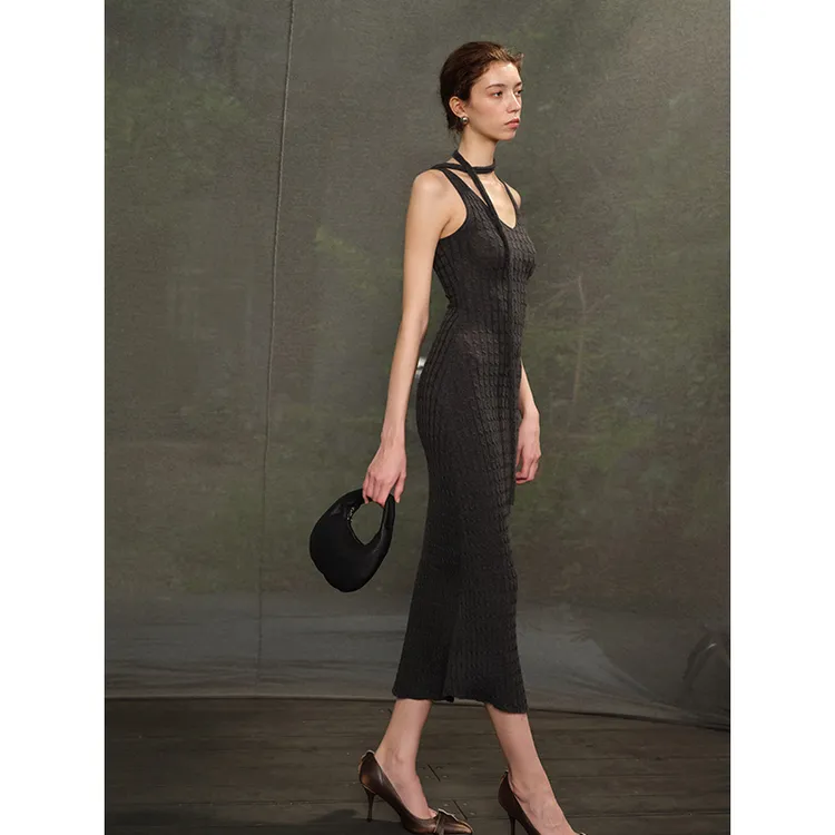 Mix Selection｜华清引 V领飘带麻花羊毛连衣裙2025秋MSCJQ0744