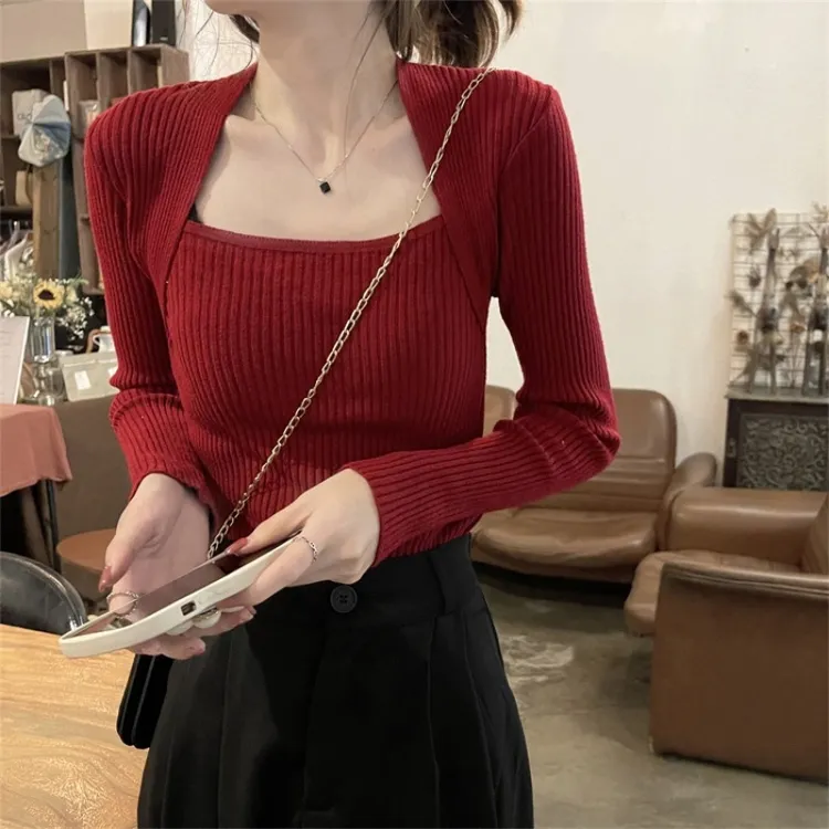 慵懒风外穿红色毛衣女秋冬季2025年新款设计感小众打底针织衫上衣