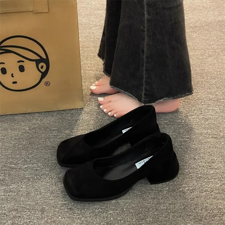 气质晚晚风浅口单鞋女2025新款法式粗跟玛丽珍高跟鞋百搭通勤女鞋