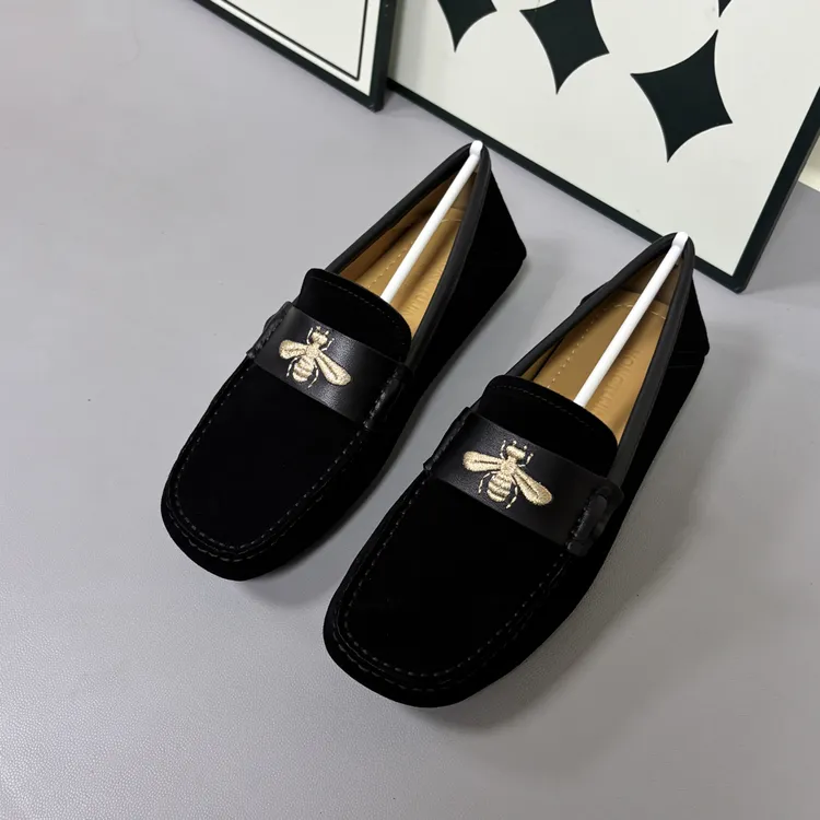 男士百搭真皮豆豆鞋平底商务时尚软底乐福鞋黑色潮流一脚蹬