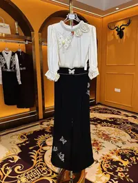 芙娜妮轻奢2025新款小众设计气质显瘦名媛女装两件套 F2510902