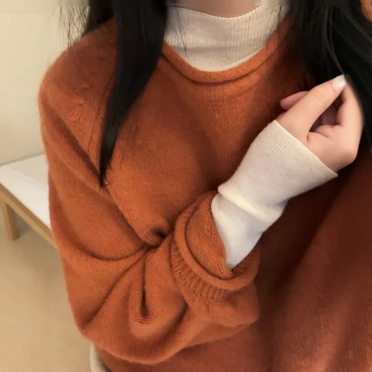 橘色软糯氛围感针织衫女2025秋冬新款圆领百搭长袖套头毛衣打底衫