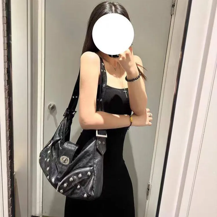 dolob禧朋克机车辣妹包2025新款大容量通勤单肩斜挎包腋下托特包