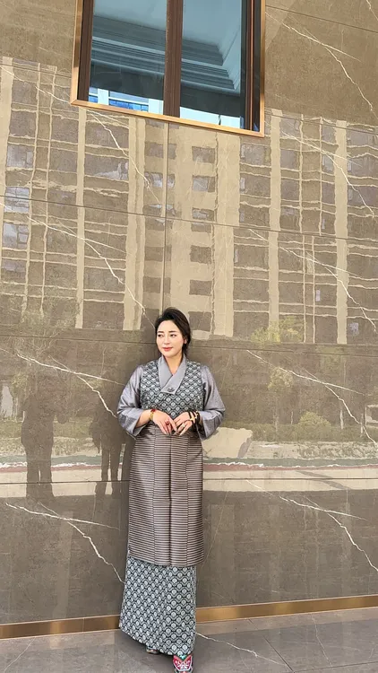 藏装三件套 拉萨发货邮政包邮