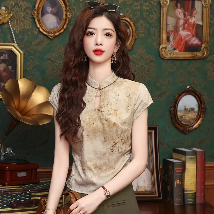新中式改良复古衬衫女2025年夏季新款中国风修身镂空褶皱立领上衣