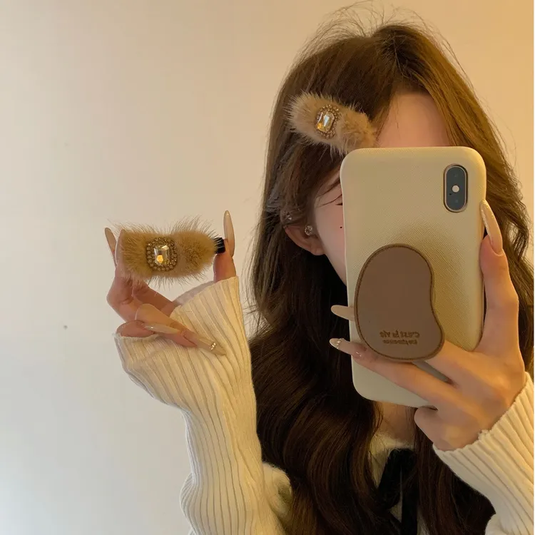 韩系毛毛侧边发夹高端闪钻秋冬前额刘海边夹2025新款碎发夹子头饰