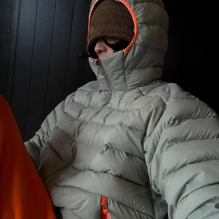 高版本鹅绒刺绣岩石绿排骨羽绒服情侣连帽羽绒服