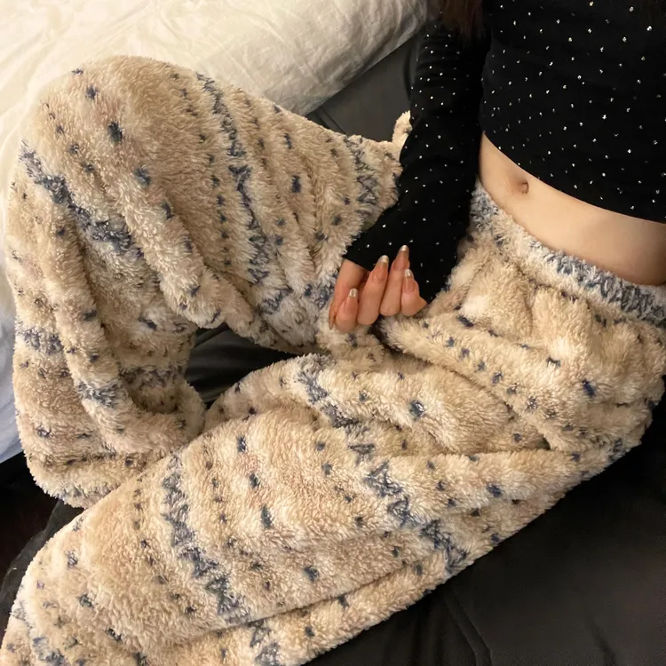 韩版简约复古条纹睡裤女秋季新款加厚保暖长裤休闲阔腿裤子可外穿