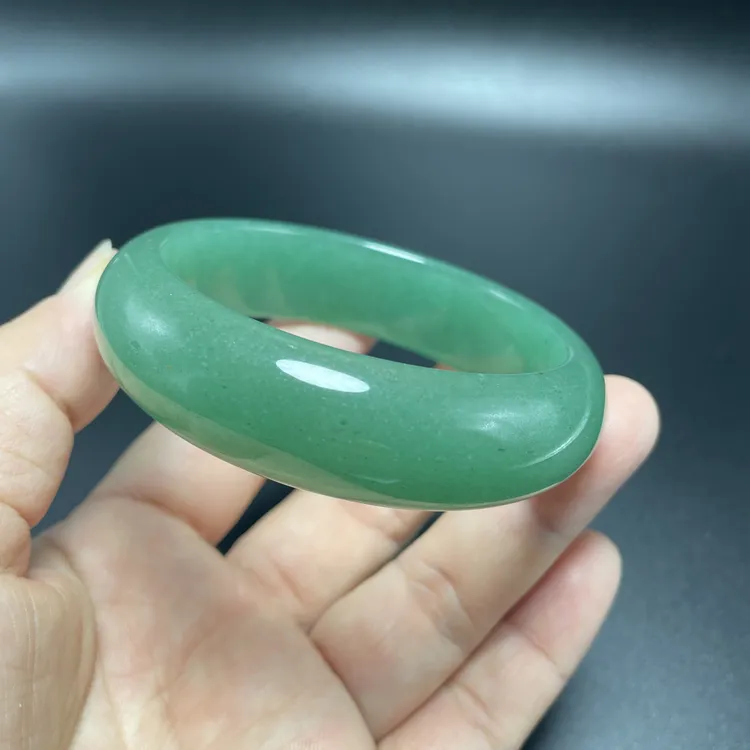 优雅精美百搭新疆天然东陵玉手镯时尚圈口58.2*条17.5厚9重68.6克